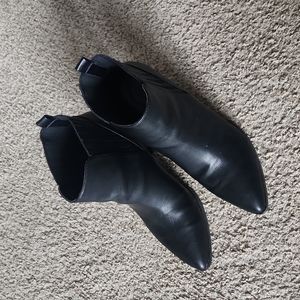 AEO Black Booties Size 11M